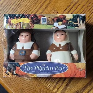 Publix Pilgrim Pair NIB 2001
